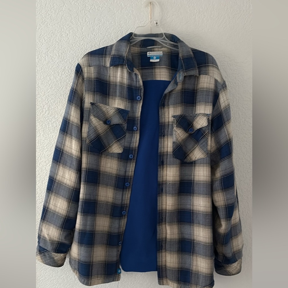 Columbia blue and ivory Plaid fleeced lined button up Shirt size Small